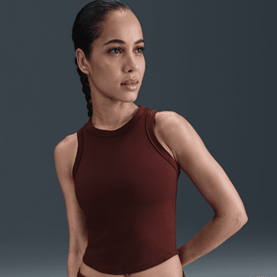 Nike One Fitted Women's Dri-FIT Cropped Tank Top. Nike.com